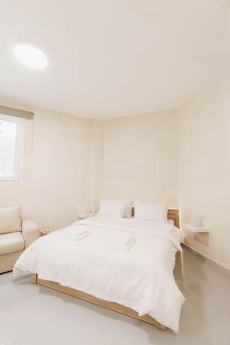 Modern Hiding Place In The Heart Of Athen Exterior foto