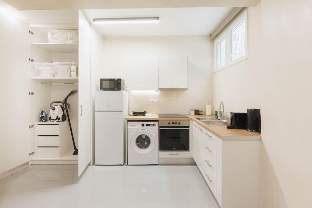 Modern Hiding Place In The Heart Of Athen Exterior foto